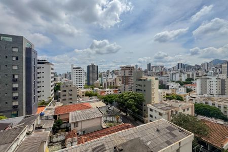 Apartamento à venda com 130m², 4 quartos e 2 vagasVista