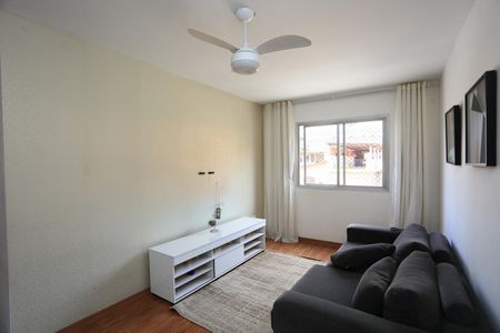 Sala  de apartamento para alugar com 2 quartos, 65m² em Jardim Monte Alegre, Taboão da Serra