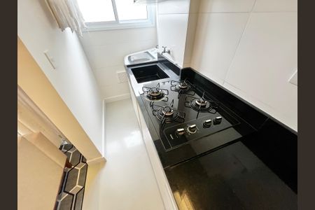 Cozinha de apartamento para alugar com 2 quartos, 43m² em Tucuruvi, São Paulo