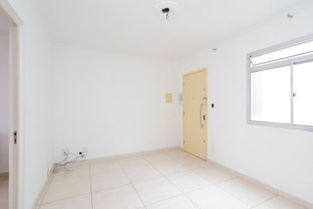 Sala de apartamento à venda com 2 quartos, 57m² em Cohab Ii, São Paulo