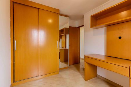 Apartamento à venda com 91m², 3 quartos e 2 vagasQuarto 2