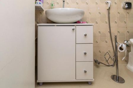 Apartamento à venda com 60m², 2 quartos e 1 vaga Apartamento à venda com 60m², 2 quartos e 1 vagaBanheiro