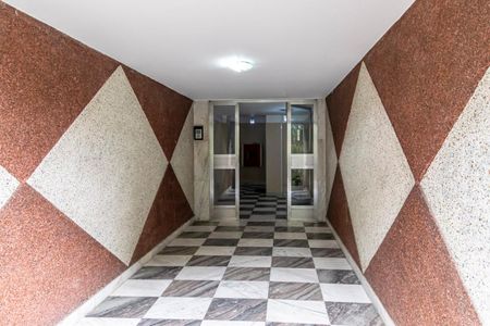 Apartamento à venda com 60m², 2 quartos e 1 vaga Apartamento à venda com 60m², 2 quartos e 1 vagaÁrea comum - Hall da entrada