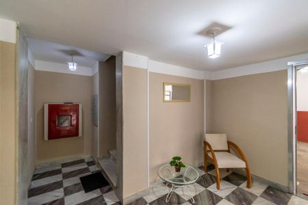 Apartamento à venda com 60m², 2 quartos e 1 vaga Apartamento à venda com 60m², 2 quartos e 1 vagaÁrea comum - Hall da entrada
