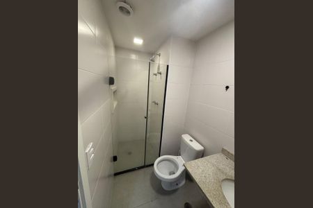 Banheiro de apartamento para alugar com 2 quartos, 55m² em Vila Prudente, São Paulo