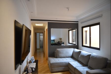 Apartamento para alugar com 2 quartos, 90m² em Vila Pires, Santo André