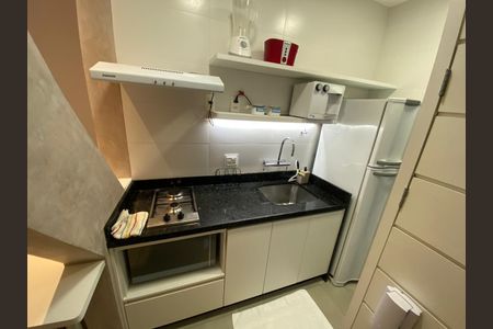 Cozinha de apartamento à venda com 2 quartos, 49m² em Ipanema, Rio de Janeiro