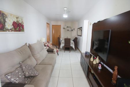 Sala de apartamento para alugar com 2 quartos, 77m² em Pechincha, Rio de Janeiro