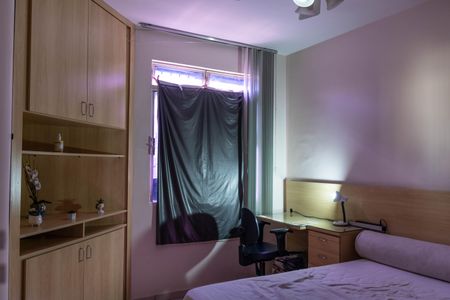 Quarto 1 de apartamento para alugar com 2 quartos, 88m² em Alto Caiçaras, Belo Horizonte