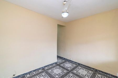 Sala de apartamento para alugar com 2 quartos, 60m² em Brás de Pina, Rio de Janeiro