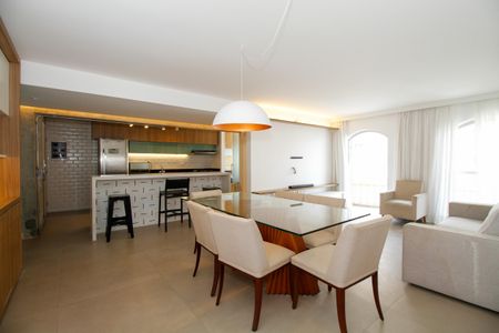 Sala  de apartamento para alugar com 3 quartos, 180m² em Perdizes, São Paulo