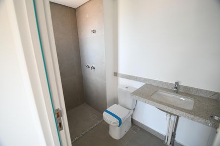 Banheiro de kitnet/studio à venda com 1 quarto, 47m² em Nova Campinas, Campinas
