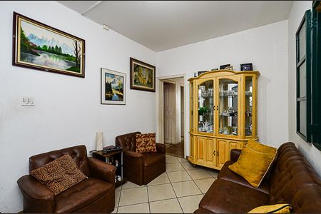 Sala de casa à venda com 5 quartos, 185m² em Sagrada Família, Belo Horizonte