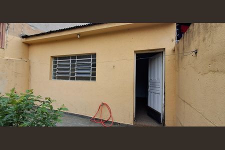 Casa à venda com 176m², 3 quartos e 2 vagas Casa à venda com 176m², 3 quartos e 2 vagasEdicula