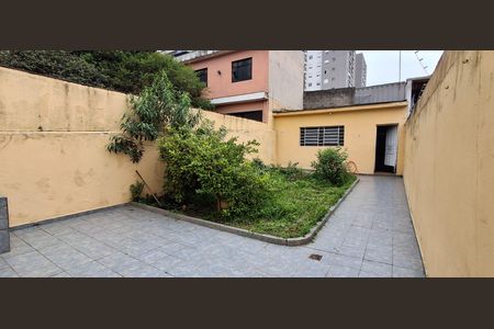 Casa à venda com 176m², 3 quartos e 2 vagas Casa à venda com 176m², 3 quartos e 2 vagasQuintal