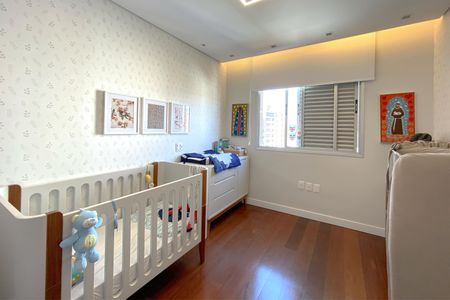 Apartamento à venda com 158m², 3 quartos e 2 vagasQuarto 3