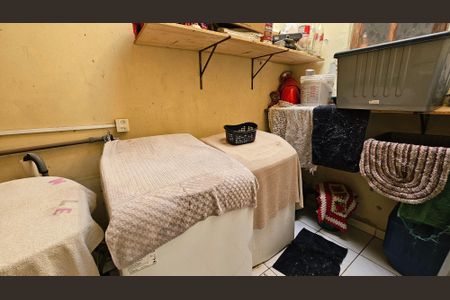 Casa para alugar com 250m², 4 quartos e 5 vagasÁrea de Serviço