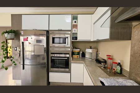 Casa para alugar com 250m², 4 quartos e 5 vagasCozinha