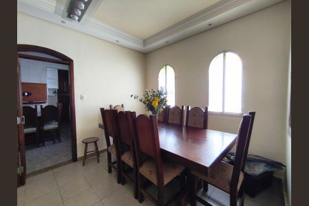 Sala de casa à venda com 2 quartos, 200m² em Vila Mariana, São Paulo