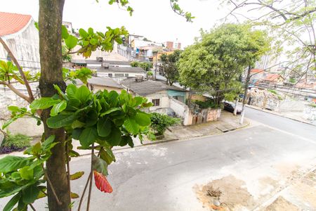 Vista da Sala de casa para alugar com 2 quartos, 90m² em Vila Carmosina, São Paulo