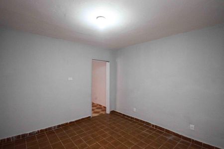 Quarto de casa para alugar com 1 quarto, 50m² em Vila Renato (zona Leste), São Paulo