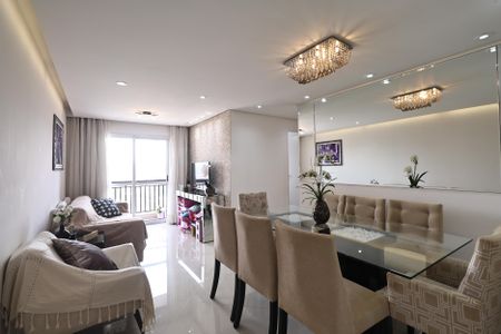 Sala de apartamento à venda com 3 quartos, 70m² em Vila Valparaíso, Santo André