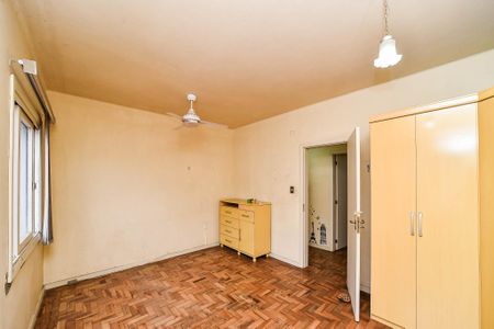 Quarto 1 de apartamento para alugar com 2 quartos, 58m² em Cristo Redentor, Porto Alegre