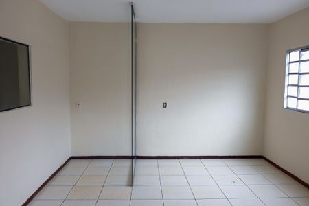 sala de casa para alugar com 1 quarto, 58m² em Padroeira, Osasco