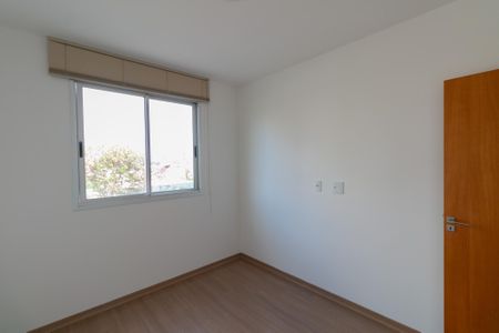 Quarto 1 de apartamento para alugar com 3 quartos, 97m² em Castelo, Belo Horizonte