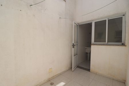 Apartamento para alugar com 52m², 2 quartos e 1 vagaQuintal