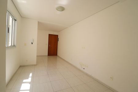 Sala de apartamento para alugar com 2 quartos, 52m² em Vila Humaita, Santo André