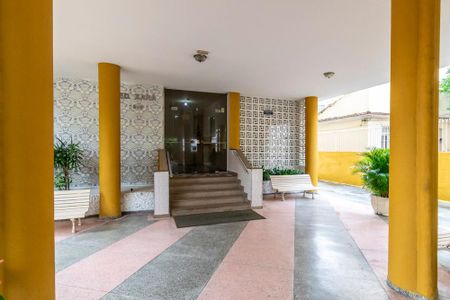 Apartamento à venda com 63m², 2 quartos e sem vagaÁrea comum - Hall da entrada