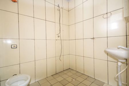 Banheiro da Suíte de casa para alugar com 2 quartos, 63m² em Padroeira, Osasco