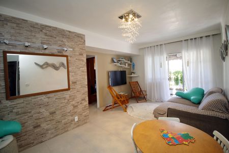 Sala de apartamento à venda com 2 quartos, 60m² em Irajá, Rio de Janeiro