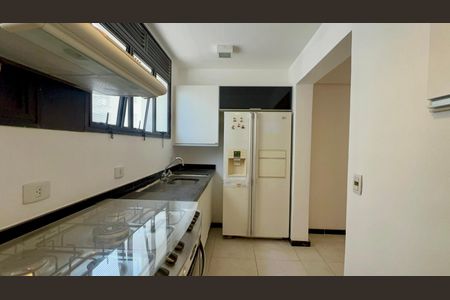 Apartamento para alugar com 145m², 3 quartos e 2 vagas Apartamento para alugar com 145m², 3 quartos e 2 vagasCozinha