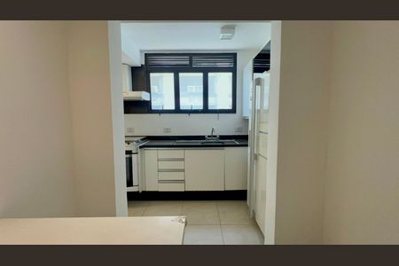 Apartamento para alugar com 145m², 3 quartos e 2 vagas Apartamento para alugar com 145m², 3 quartos e 2 vagasCozinha