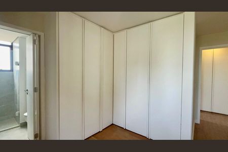 Apartamento para alugar com 145m², 3 quartos e 2 vagas Apartamento para alugar com 145m², 3 quartos e 2 vagasSuíte 3