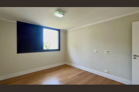 Apartamento para alugar com 145m², 3 quartos e 2 vagas Apartamento para alugar com 145m², 3 quartos e 2 vagasSuíte 1