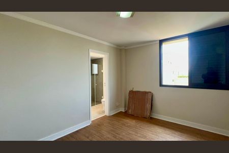 Apartamento para alugar com 145m², 3 quartos e 2 vagas Apartamento para alugar com 145m², 3 quartos e 2 vagasSuíte 2