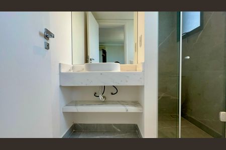 Apartamento para alugar com 145m², 3 quartos e 2 vagas Apartamento para alugar com 145m², 3 quartos e 2 vagasBanheiro da Suíte 2