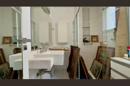 Apartamento para alugar com 145m², 3 quartos e 2 vagas Apartamento para alugar com 145m², 3 quartos e 2 vagasBanheiro da Suíte 1