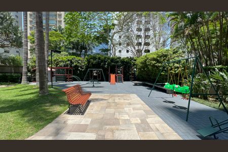 Apartamento para alugar com 145m², 3 quartos e 2 vagas Apartamento para alugar com 145m², 3 quartos e 2 vagasPlayground