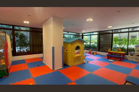 Apartamento para alugar com 145m², 3 quartos e 2 vagas Apartamento para alugar com 145m², 3 quartos e 2 vagasBrinquedoteca