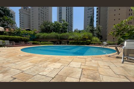 Apartamento para alugar com 145m², 3 quartos e 2 vagas Apartamento para alugar com 145m², 3 quartos e 2 vagasPiscina