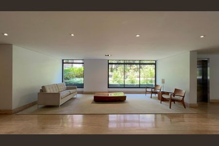 Apartamento para alugar com 145m², 3 quartos e 2 vagas Apartamento para alugar com 145m², 3 quartos e 2 vagasHall de entrada