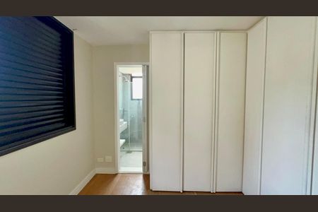 Apartamento para alugar com 145m², 3 quartos e 2 vagas Apartamento para alugar com 145m², 3 quartos e 2 vagasSuíte 3