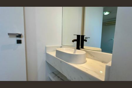 Apartamento para alugar com 145m², 3 quartos e 2 vagas Apartamento para alugar com 145m², 3 quartos e 2 vagasBanheiro da Suíte 2