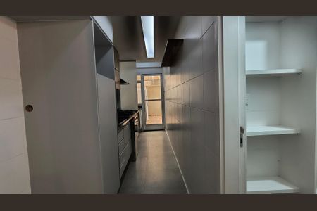 Apartamento para alugar com 145m², 3 quartos e 2 vagasCozinha e Área de Serviço