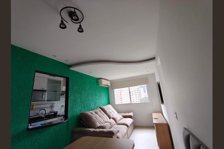 Sala de apartamento para alugar com 2 quartos, 50m² em Jacarepaguá, Rio de Janeiro