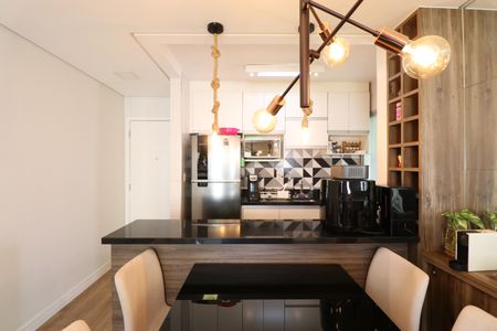 Apartamento à venda com 64m², 2 quartos e 2 vagasCozinha e Área de Serviço